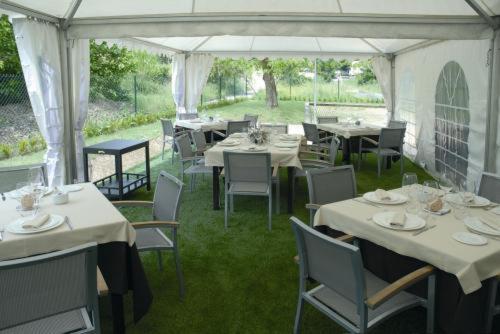 Hotel Restaurante Aldama Amurrio Kültér fotó