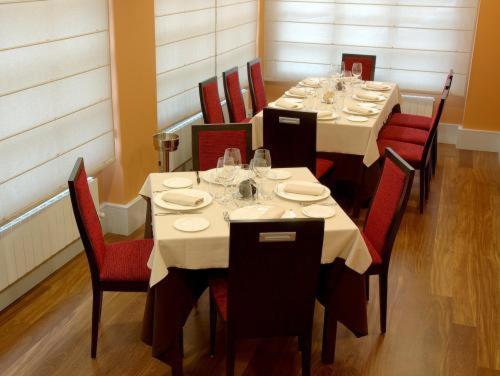 Hotel Restaurante Aldama Amurrio Kültér fotó