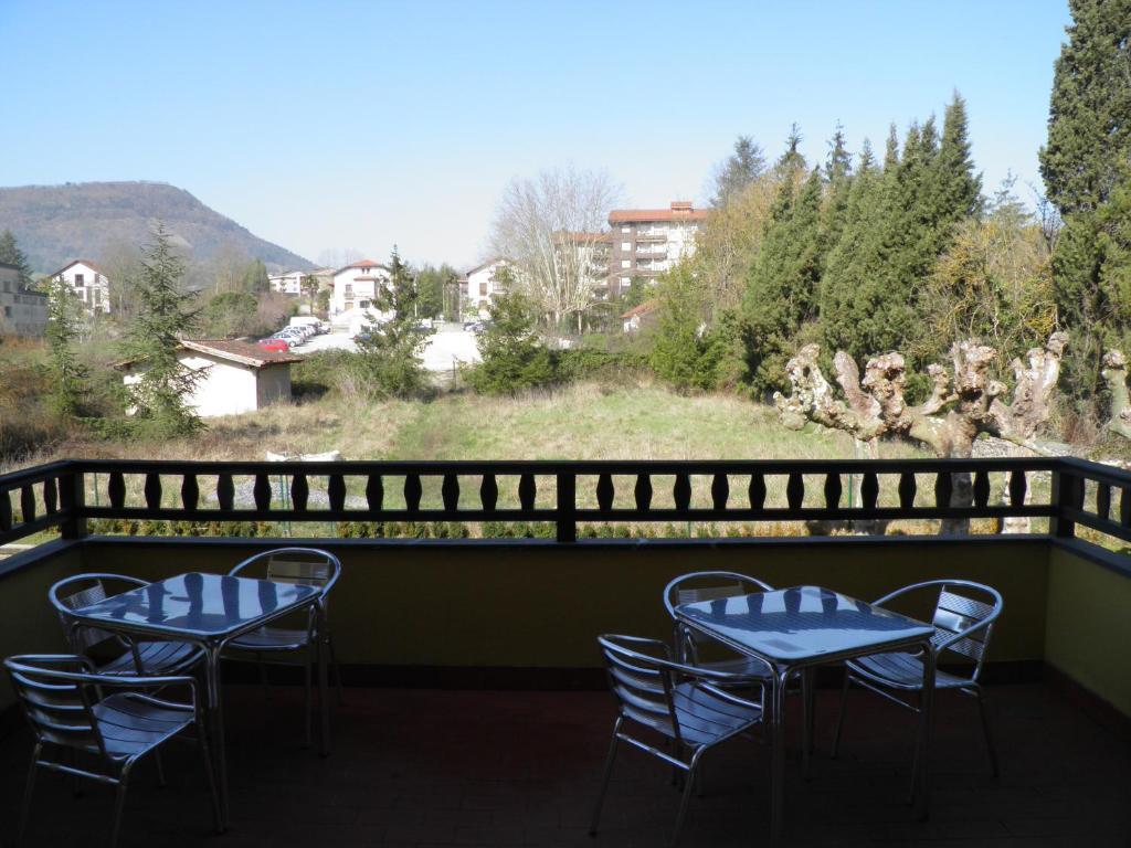 Hotel Restaurante Aldama Amurrio Kültér fotó